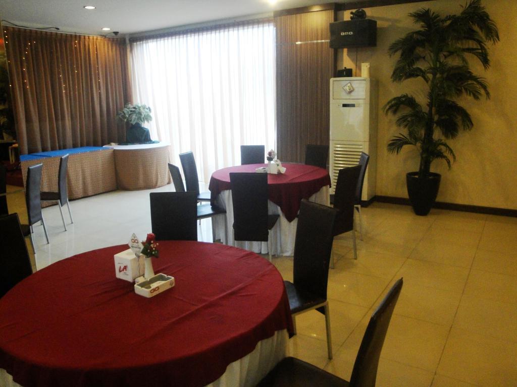 Imperial Hotel Kendari Exteriér fotografie