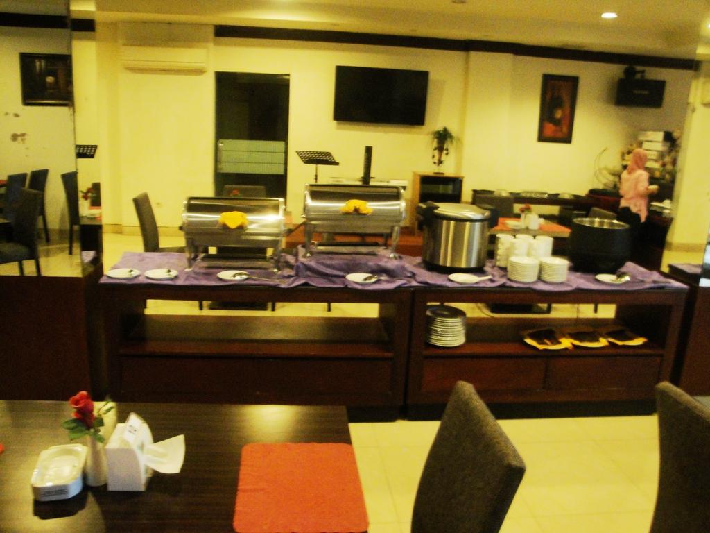 Imperial Hotel Kendari Exteriér fotografie