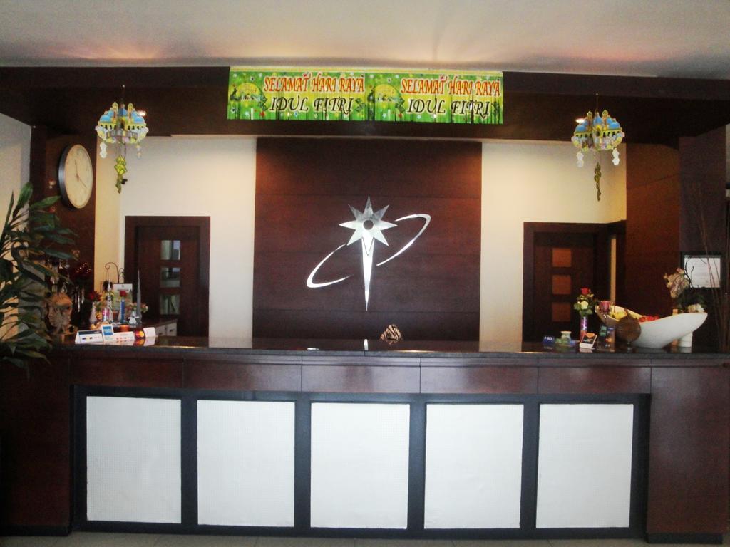 Imperial Hotel Kendari Exteriér fotografie