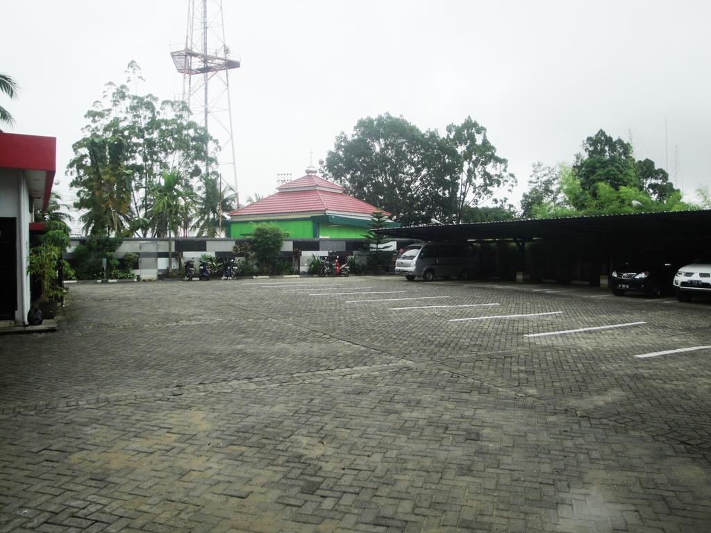Imperial Hotel Kendari Exteriér fotografie