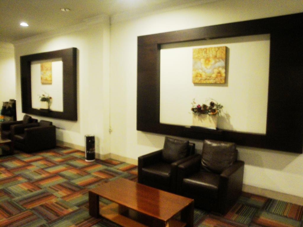 Imperial Hotel Kendari Exteriér fotografie