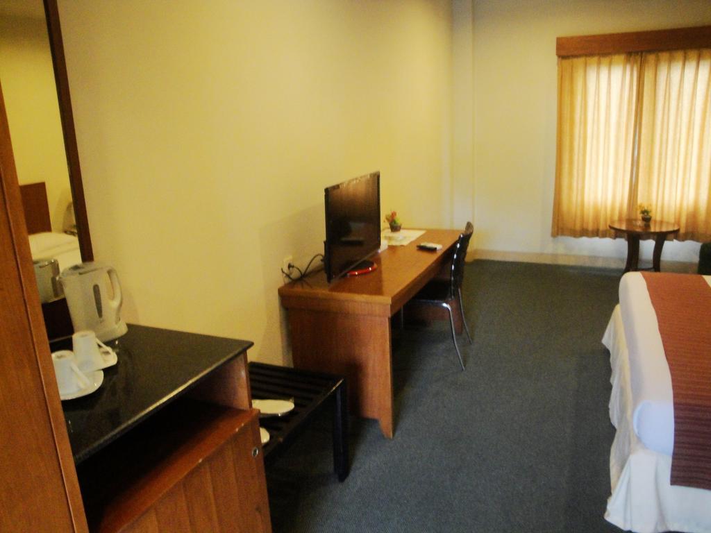 Imperial Hotel Kendari Pokoj fotografie